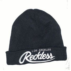 Reckless beanie (Unisex)